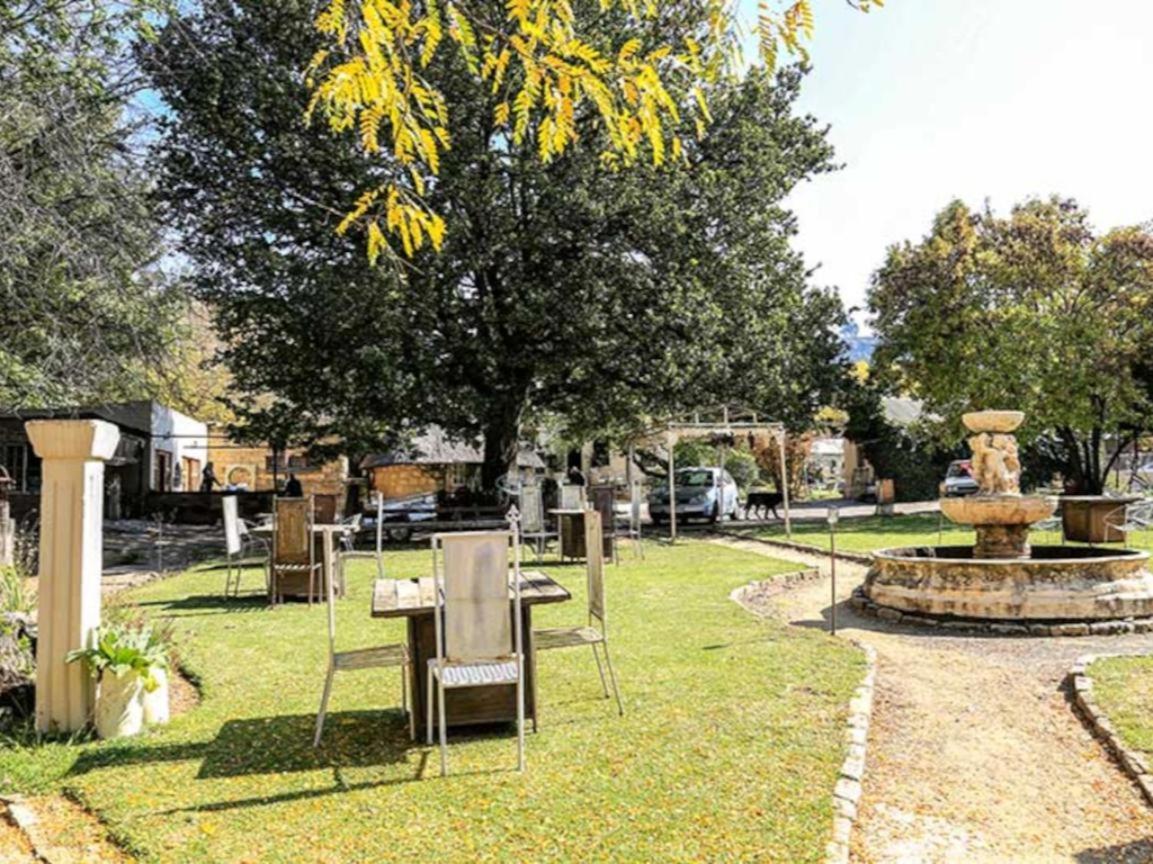 The Green Acorn Guest House Ficksburg Buitenkant foto