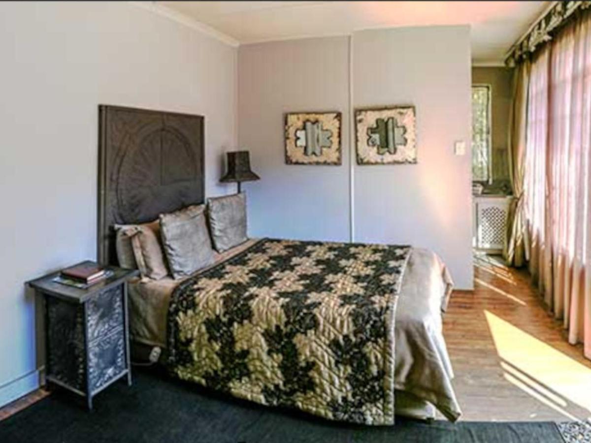 The Green Acorn Guest House Ficksburg Buitenkant foto