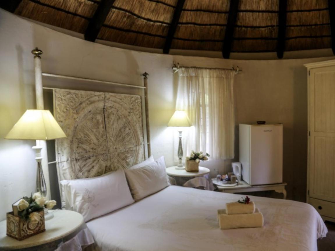 The Green Acorn Guest House Ficksburg Buitenkant foto