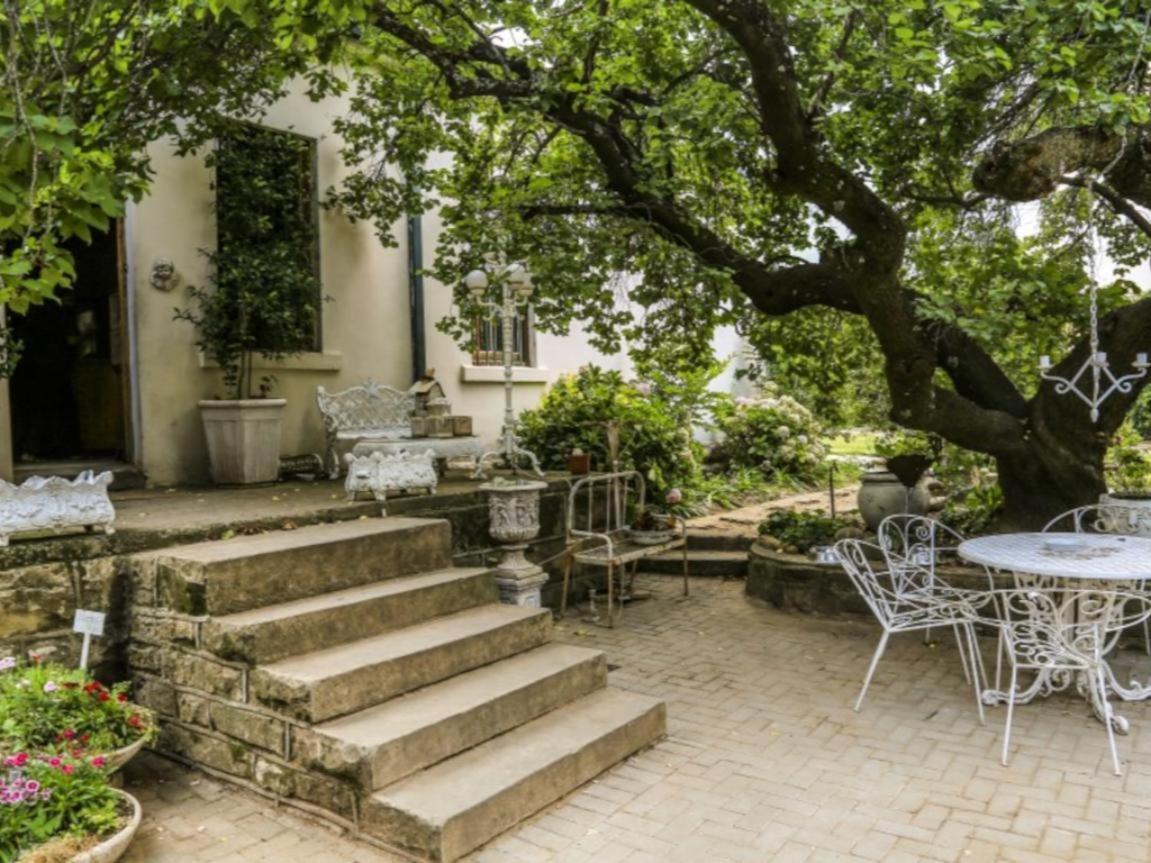 The Green Acorn Guest House Ficksburg Buitenkant foto